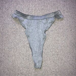 Vintage Victoria’s Secret Cotton Flutter Ruffle Thong Hi Waist Cut Leg Panties S